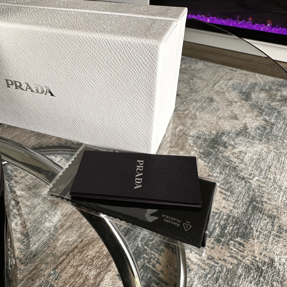 Prada Angular Black Sunglasses PERFECT CONDITION worn maybe twice - Picture 16 of 16